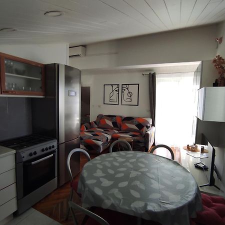 Apartmani Lidija Лопар Экстерьер фото