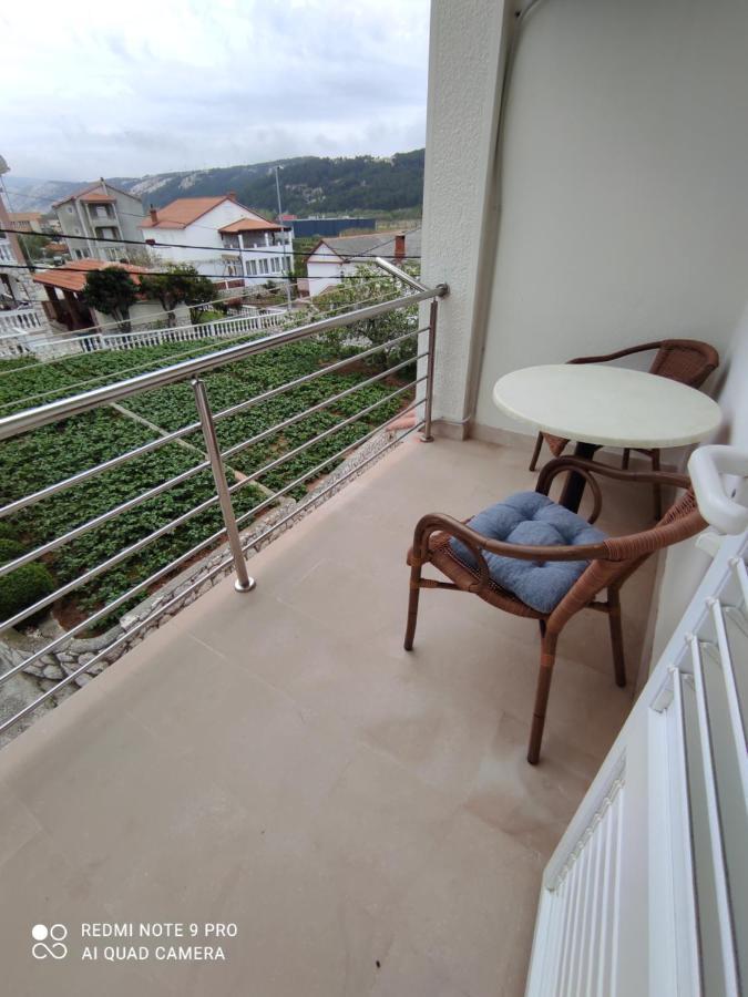 Apartmani Lidija Лопар Экстерьер фото
