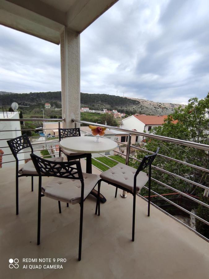 Apartmani Lidija Лопар Экстерьер фото